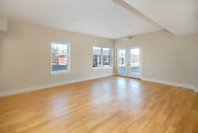 $729,000 | 336 King Street, Unit 105, Littleton, MA 01460