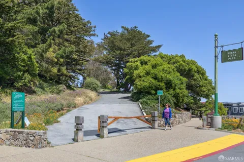 $829,000 | 355 Buena Vista Avenue East, Unit 605W, San Francisco, CA 94117