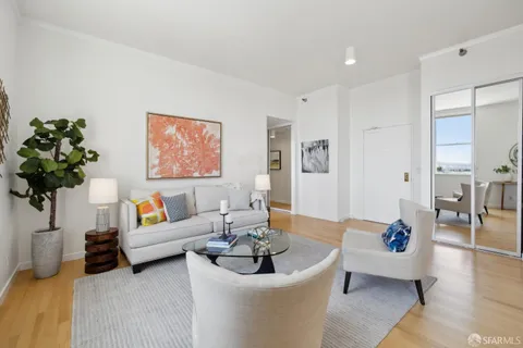 $829,000 | 355 Buena Vista Avenue East, Unit 605W, San Francisco, CA 94117