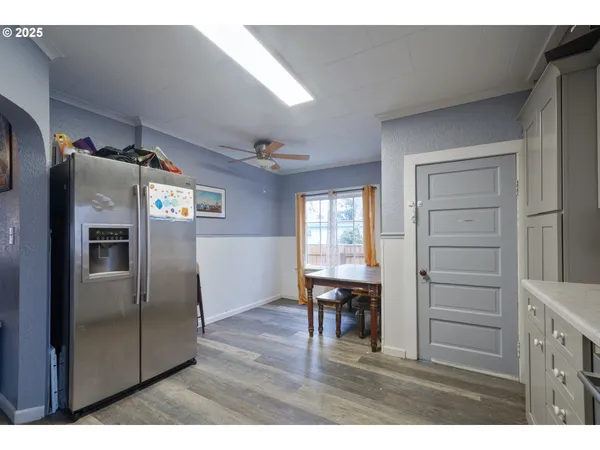 $259,000 | 807 Garibaldi Avenue, Garibaldi, OR 97118