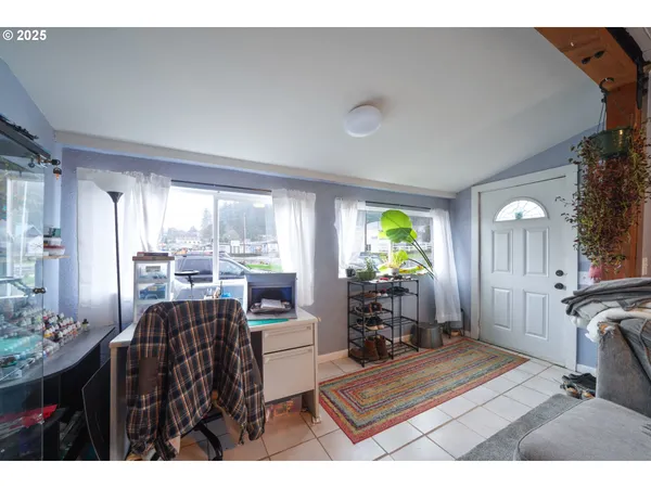 $259,000 | 807 Garibaldi Avenue, Garibaldi, OR 97118