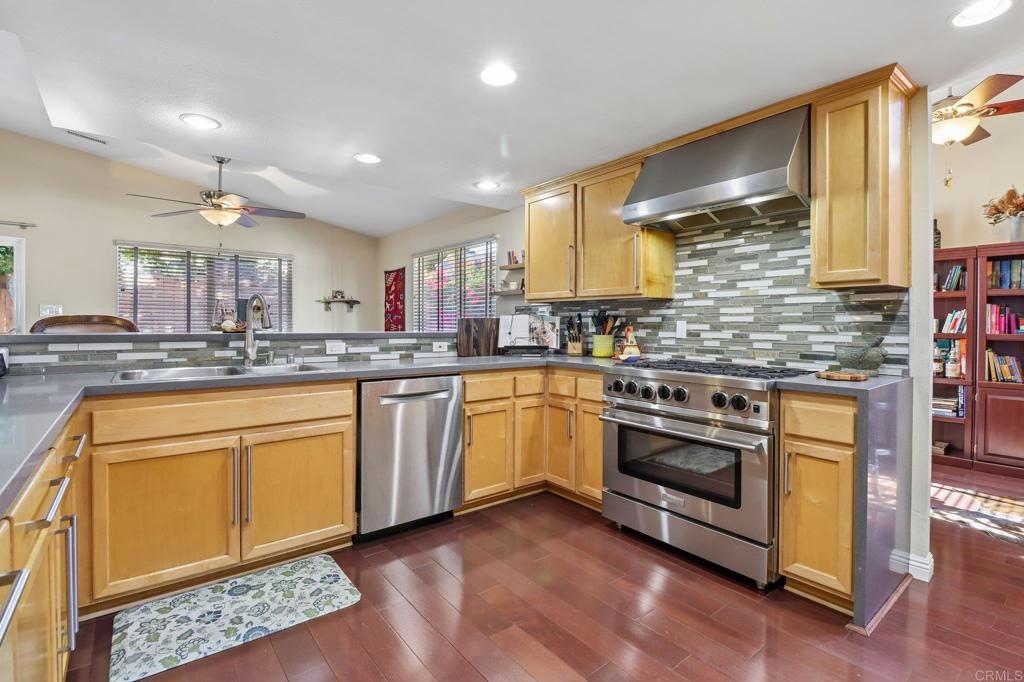 14304 Kendra Court Poway, CA 92064 - Photo 14 of 64