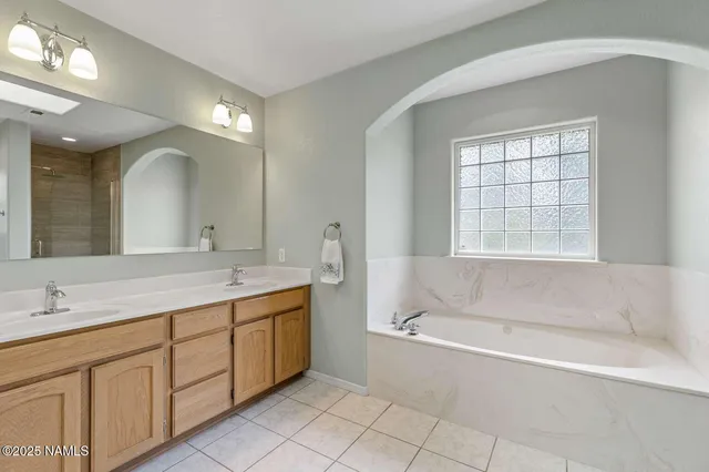 $825,000 | 5005 Camino De Los Vientos, Flagstaff, AZ 86004