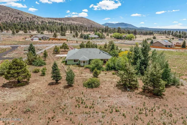 $825,000 | 5005 Camino De Los Vientos, Flagstaff, AZ 86004