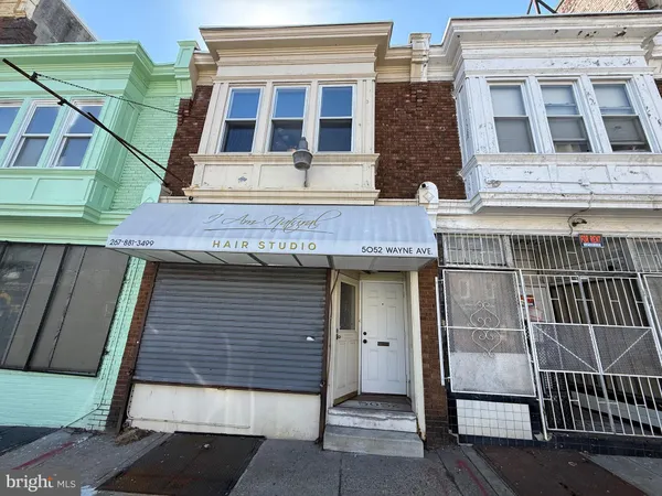 $950 | 5052 Wayne Avenue, Philadelphia, PA 19144