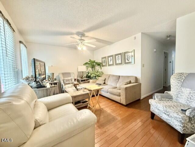 425 Talmage Street Raleigh, NC 27603 - Photo 2 of 9 living