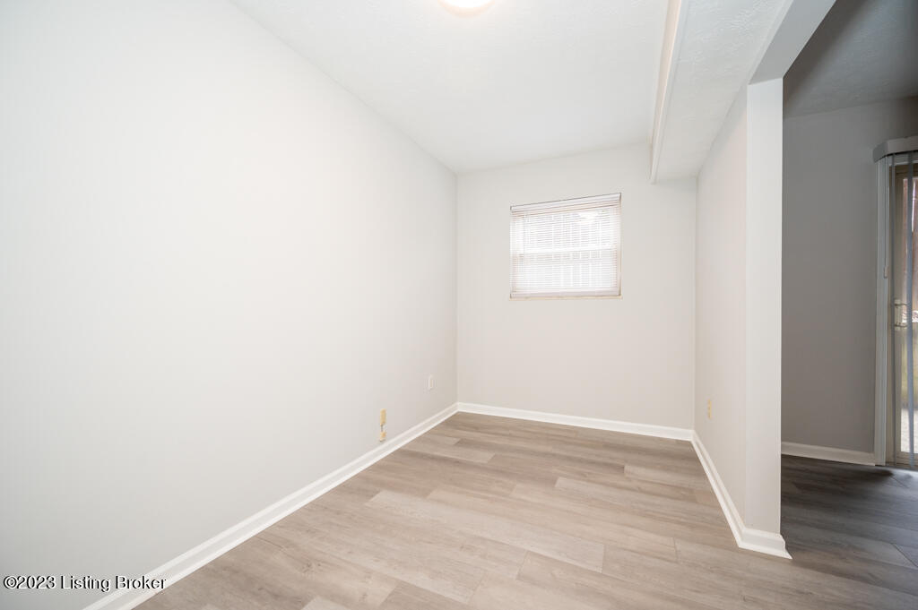 4024 Poplar Level Road, Unit 4 Louisville, KY 40213 - Photo 6 of 36 DN2_1215
