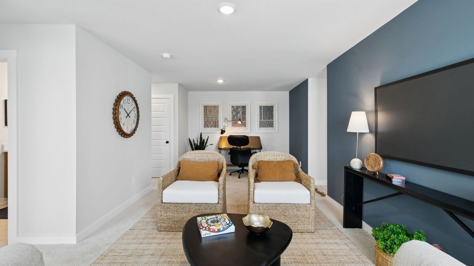 306 Harvest Point Boulevard Spring Hill, TN 37174 - Photo 41 of 70 a living room with furniture a mirror and a lamp