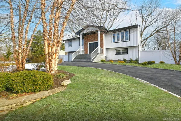 $1,150,000 | 230 Town Line Road, Commack, NY 11725