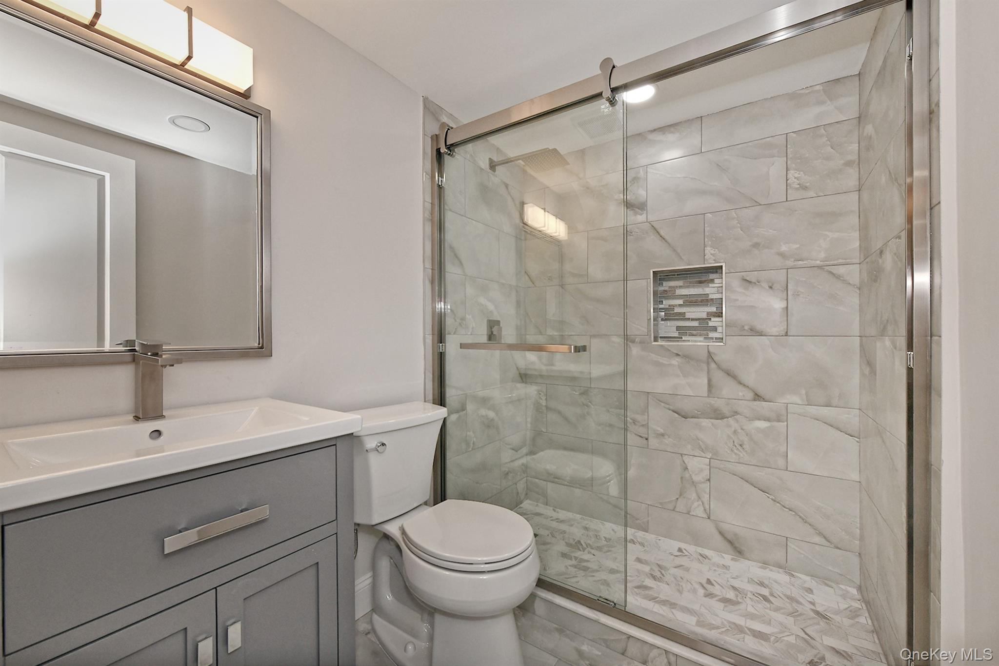 230 Town Line Road Commack, NY 11725 - Photo 21 of 38