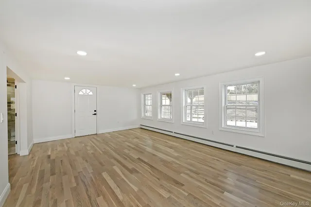 $1,150,000 | 230 Town Line Road, Commack, NY 11725