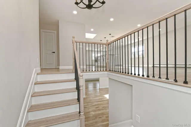 $1,150,000 | 230 Town Line Road, Commack, NY 11725