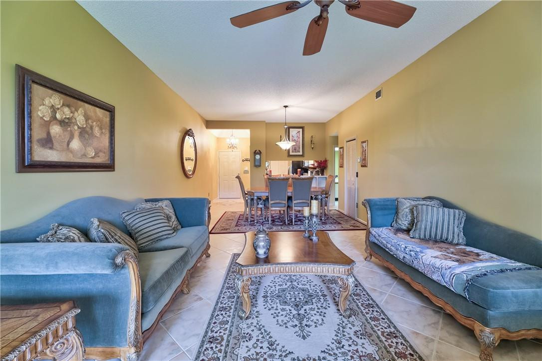 7472 La Paz Boulevard, Unit 204 Boca Raton, FL 33433 - Photo 12 of 25 Photo 12