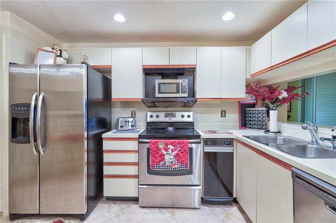 7472 La Paz Boulevard, Unit 204 Boca Raton, FL 33433 - Photo 16 of 25 Photo 16