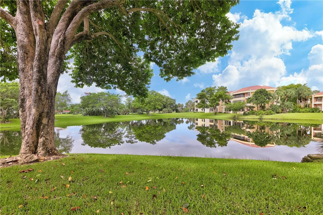 7472 La Paz Boulevard, Unit 204 Boca Raton, FL 33433 - Photo 20 of 25 Photo 20