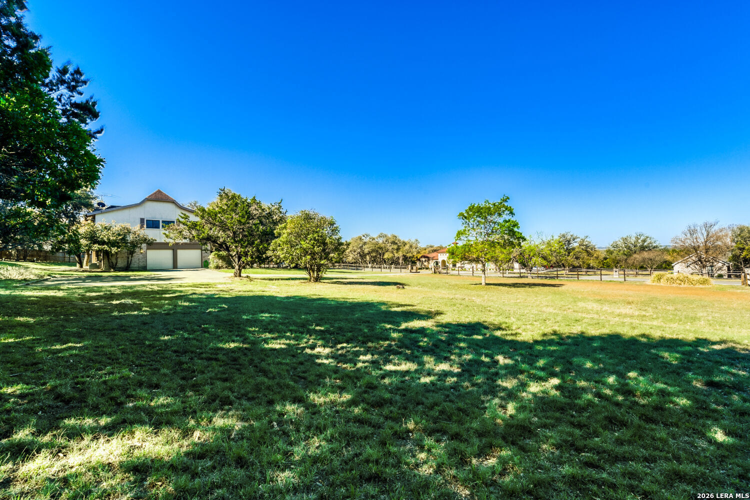 29342 Seabiscuit Drive Fair Oaks Ranch, TX 78015 - Photo 24 of 45