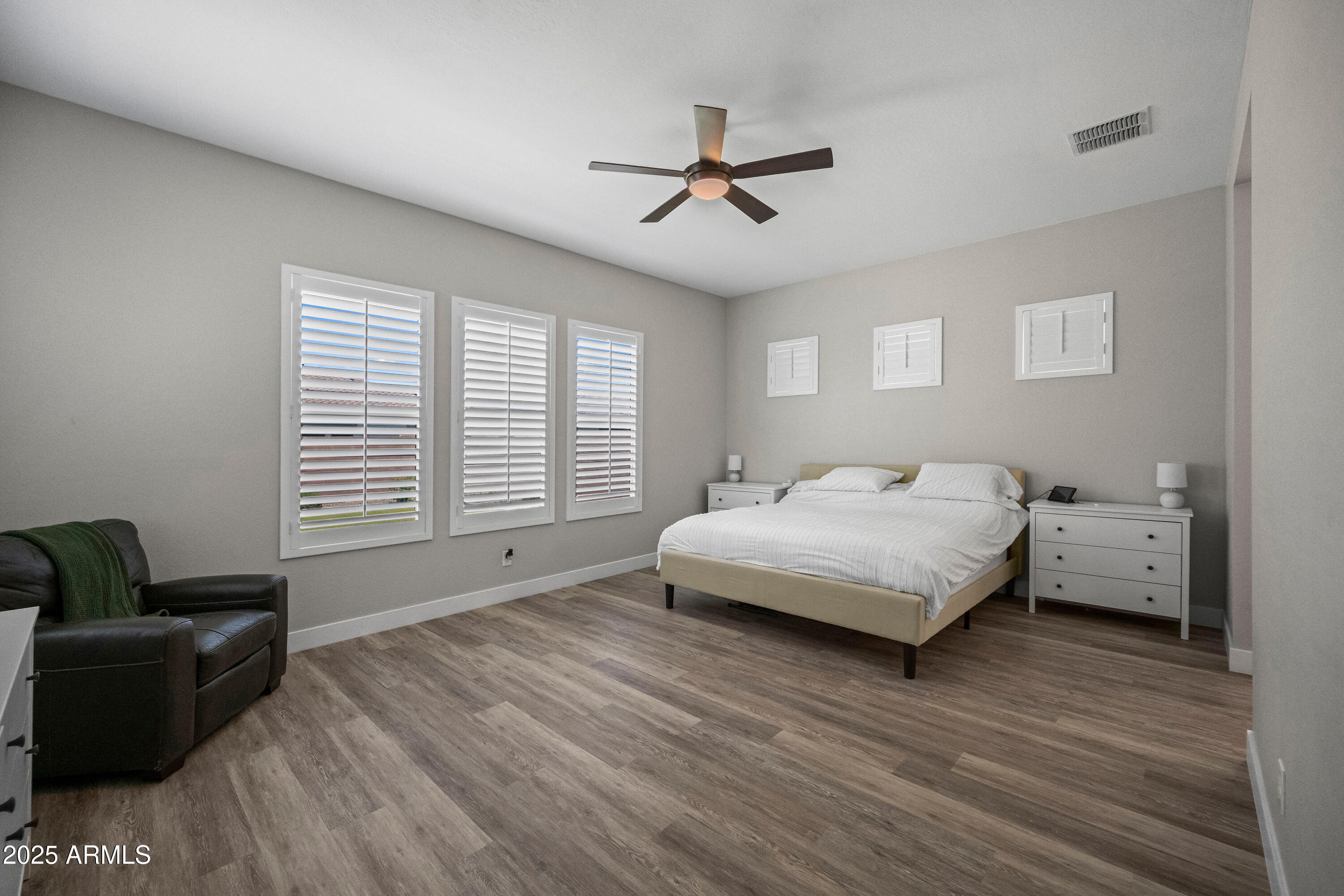 5418 South Del Rancho Mesa, AZ 85212 - Photo 5 of 49 _DSC6213