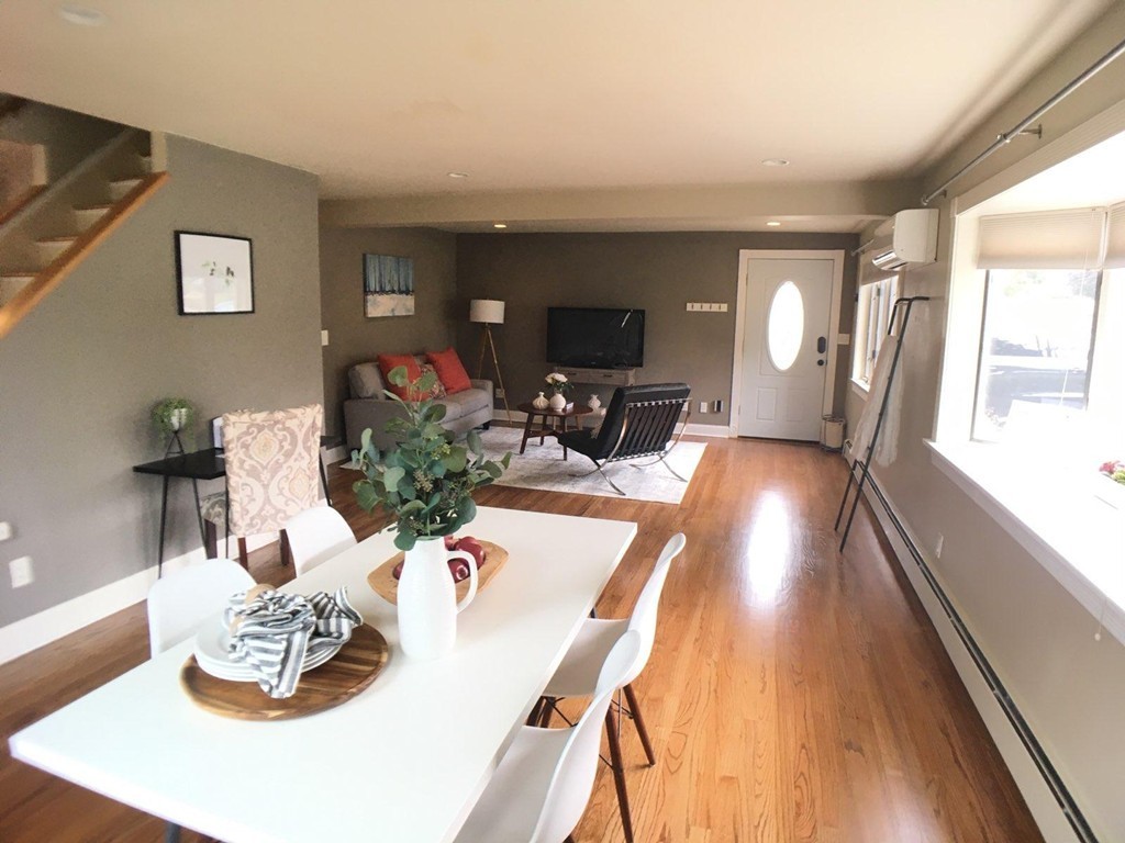 651 Trapelo Road Waltham, MA 02452 - Photo 4 of 18 Gallery Image 4