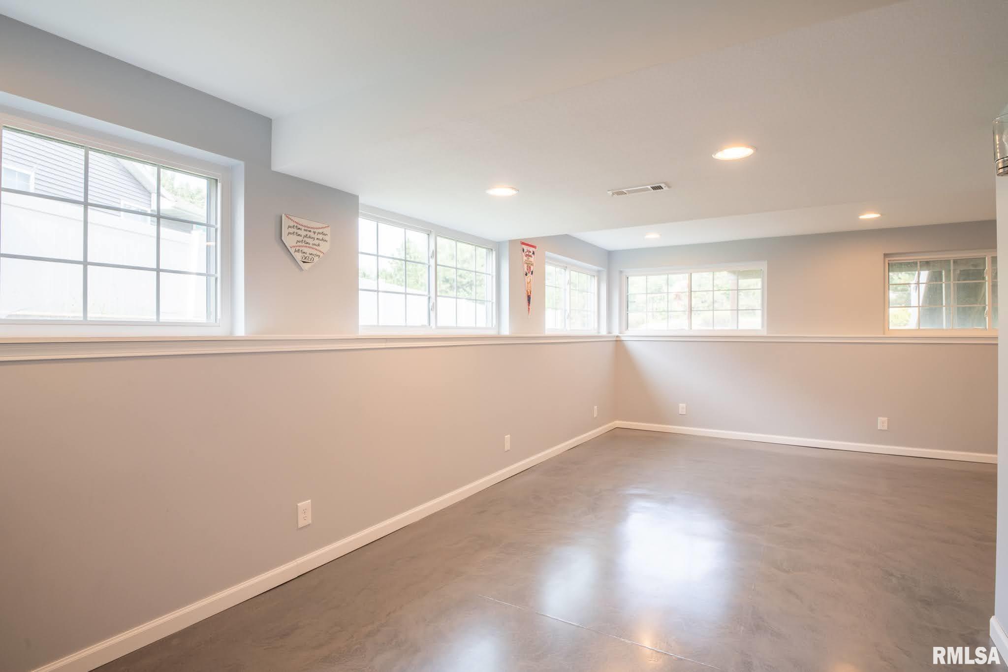 825 Simon Street Washington, IL 61571 - Photo 36 of 50 Gallery Image 36