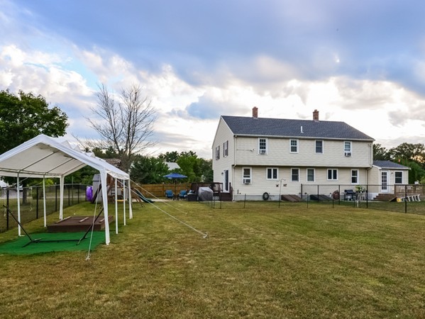 27 Harvest Road, Unit 27 Uxbridge, MA 01569 - Photo 21 of 26 Gallery Image 21