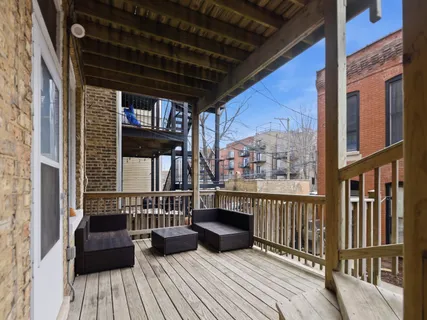 $2,349,000 | 863 West Newport Avenue, Chicago, IL 60657