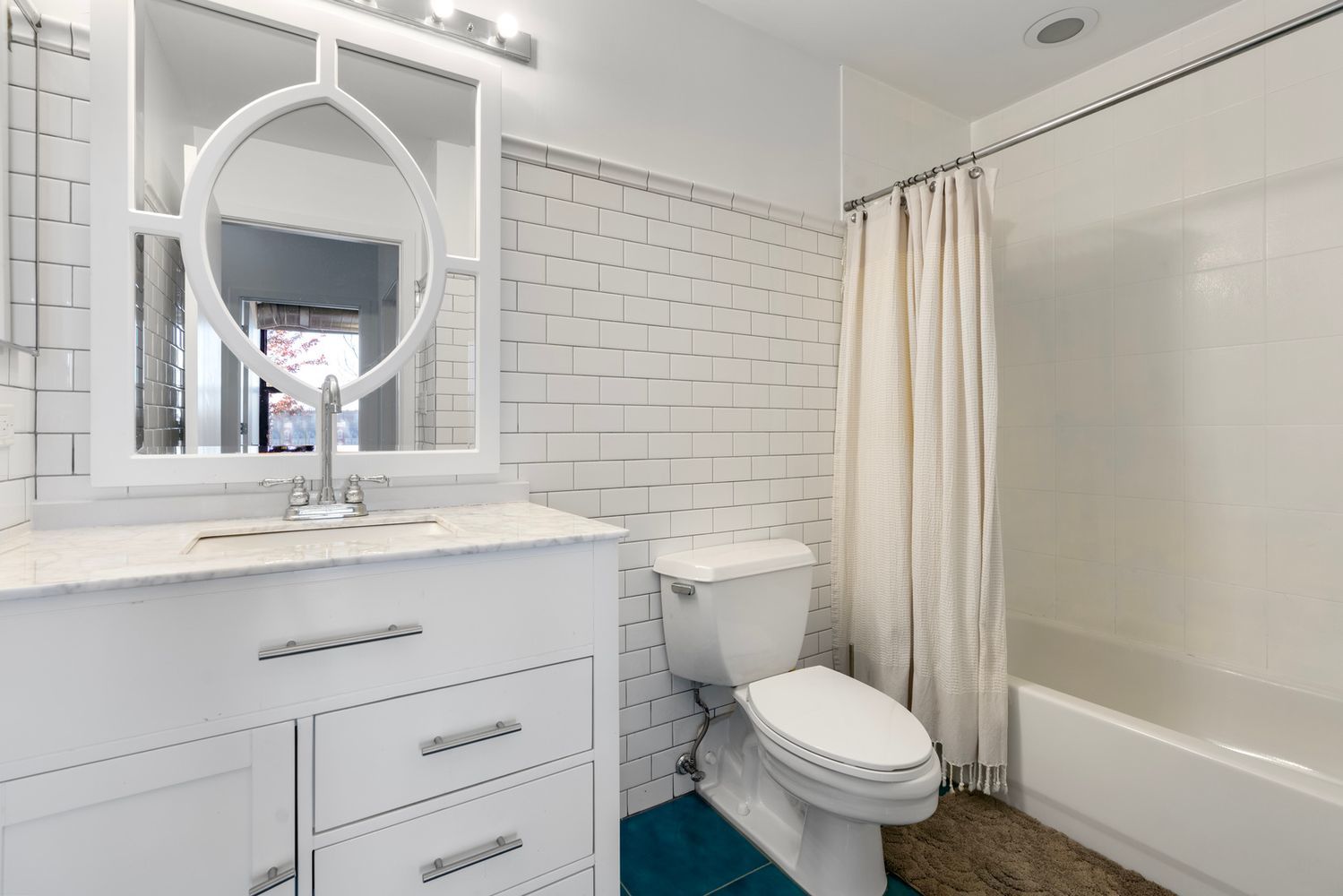 1001 West 15th Street, Unit 318 Chicago, IL 60608 - Photo 19 of 32