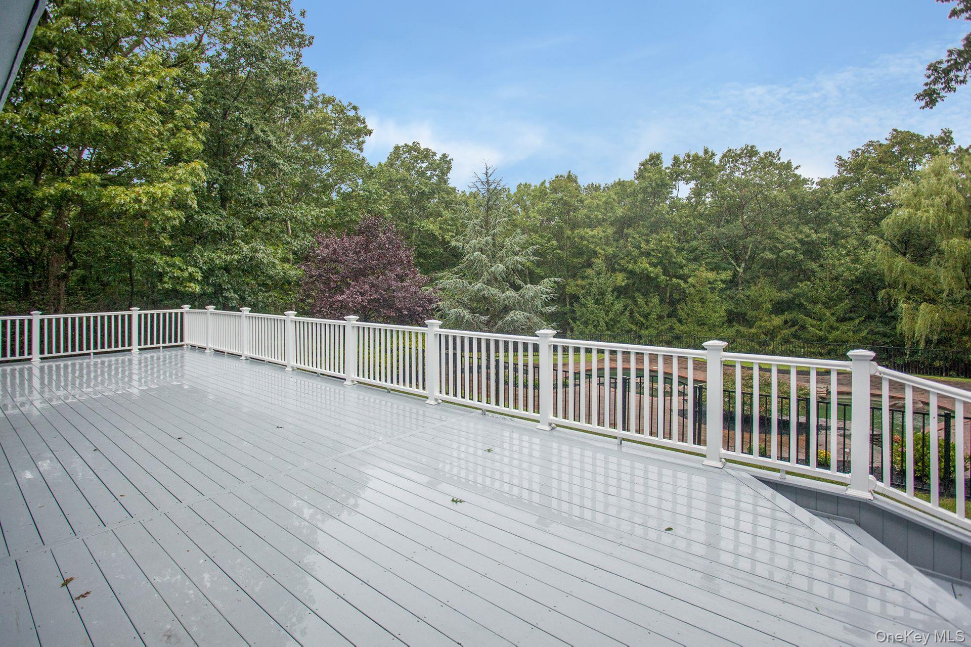 12 North Ridge Road Setauket, NY 11733 - Photo 28 of 34 a view of a roof deck