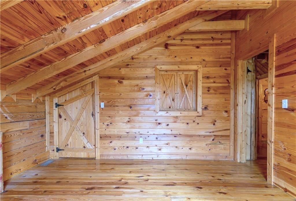 647 Knight Bottom Road Fairmount, GA 30139 - Photo 30 of 62 a view of wooden door