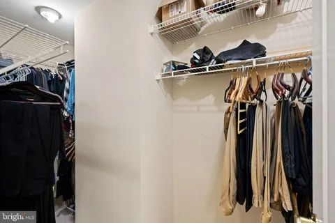 $939,000 | 11911 Kings Bridge Way, Unit 54, Rockville, MD 20852