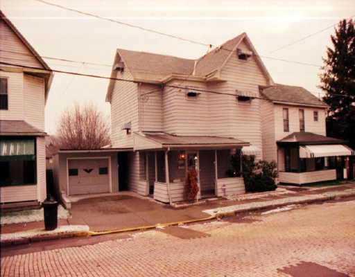 604 Roup Street Tarentum, PA 15084 - Photo 1 of 1 Gallery Image 1