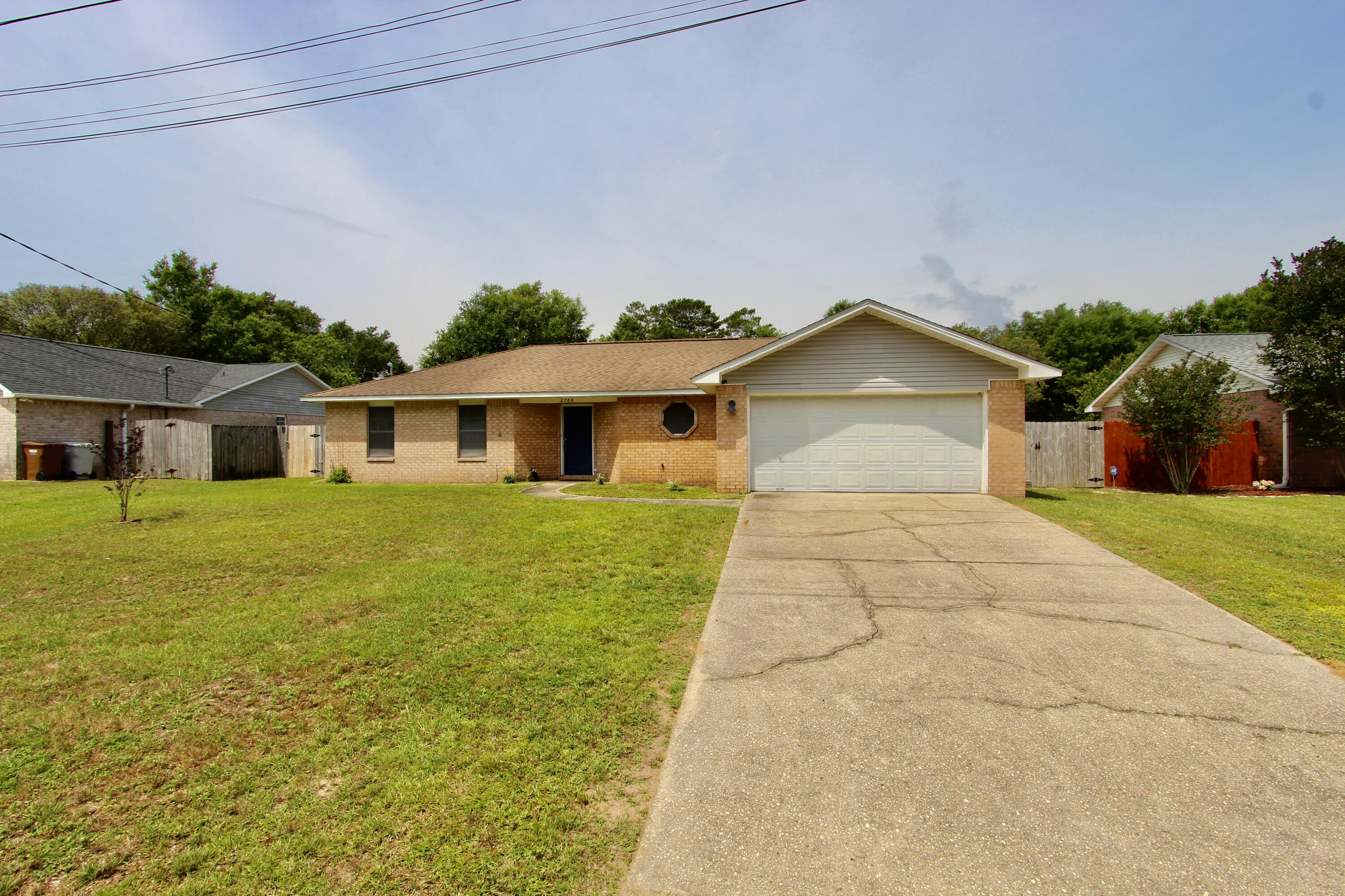 2789 Augustus Road Navarre, FL 32566 - Photo 4 of 33 6AB65E12-F3D1-4FC1-86E5-409CFB70DC33_1_2