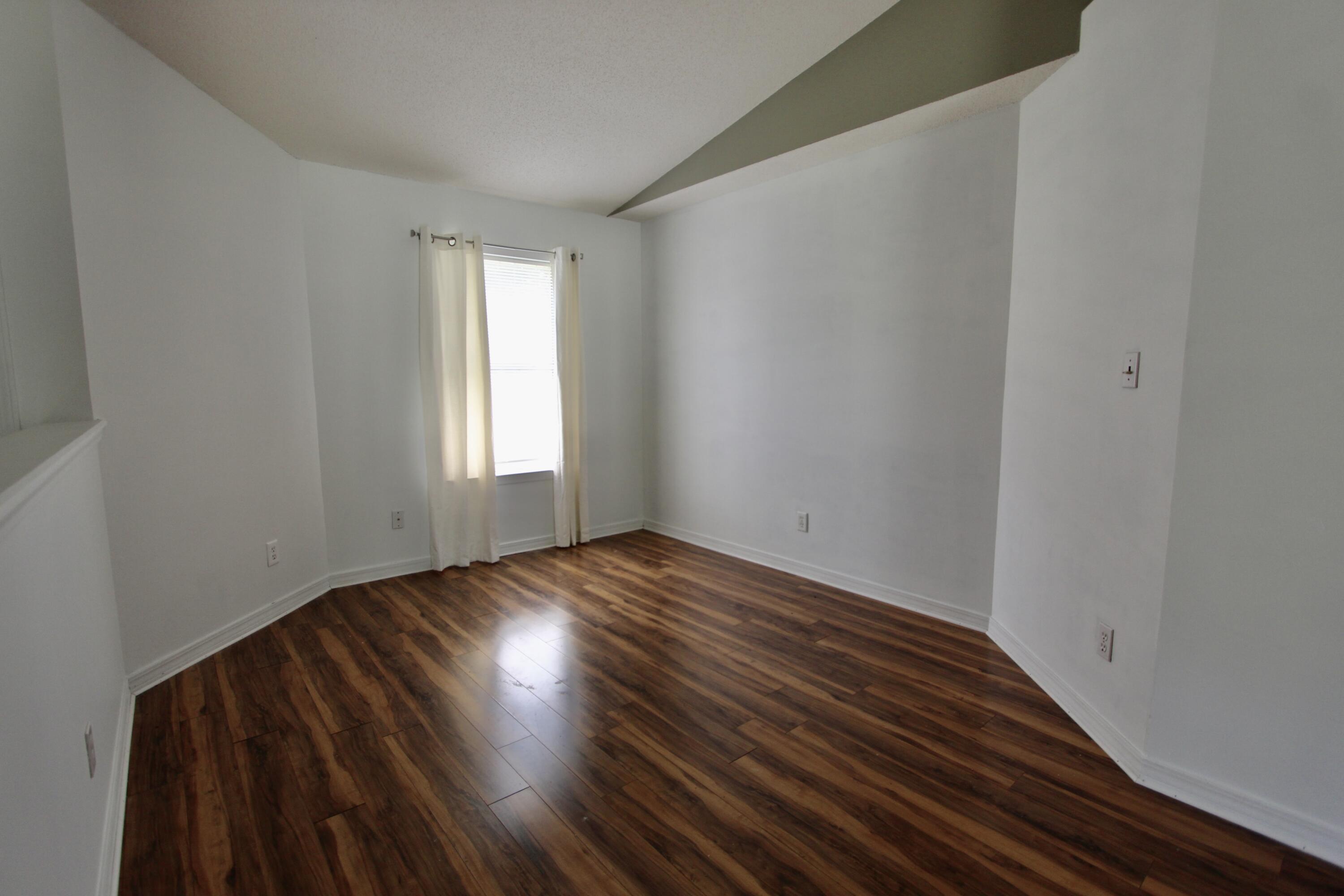 2789 Augustus Road Navarre, FL 32566 - Photo 10 of 33 C87AA643-8046-4409-BF6E-66F2F5B4D249_1_2