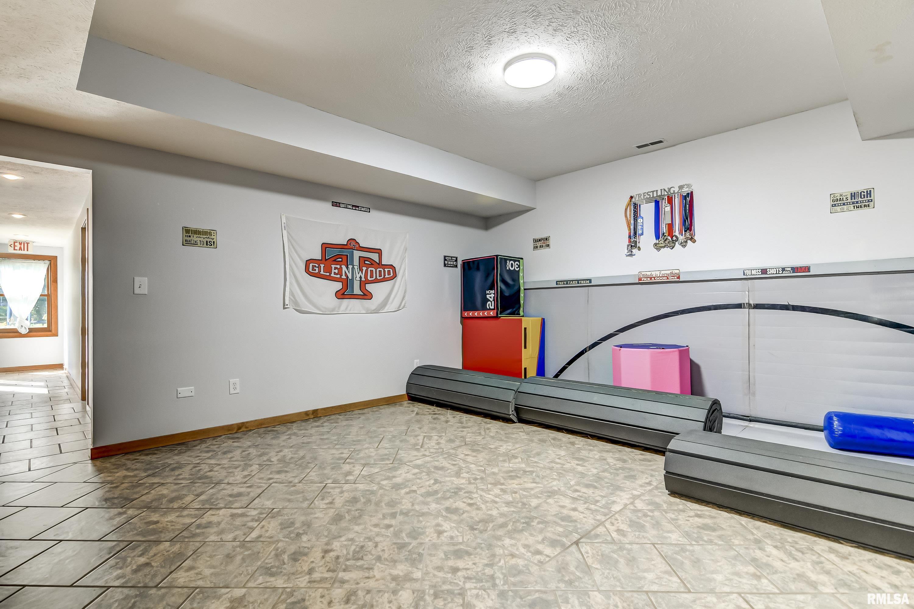 8170 South Vigal Road Pawnee, IL 62558 - Photo 43 of 62