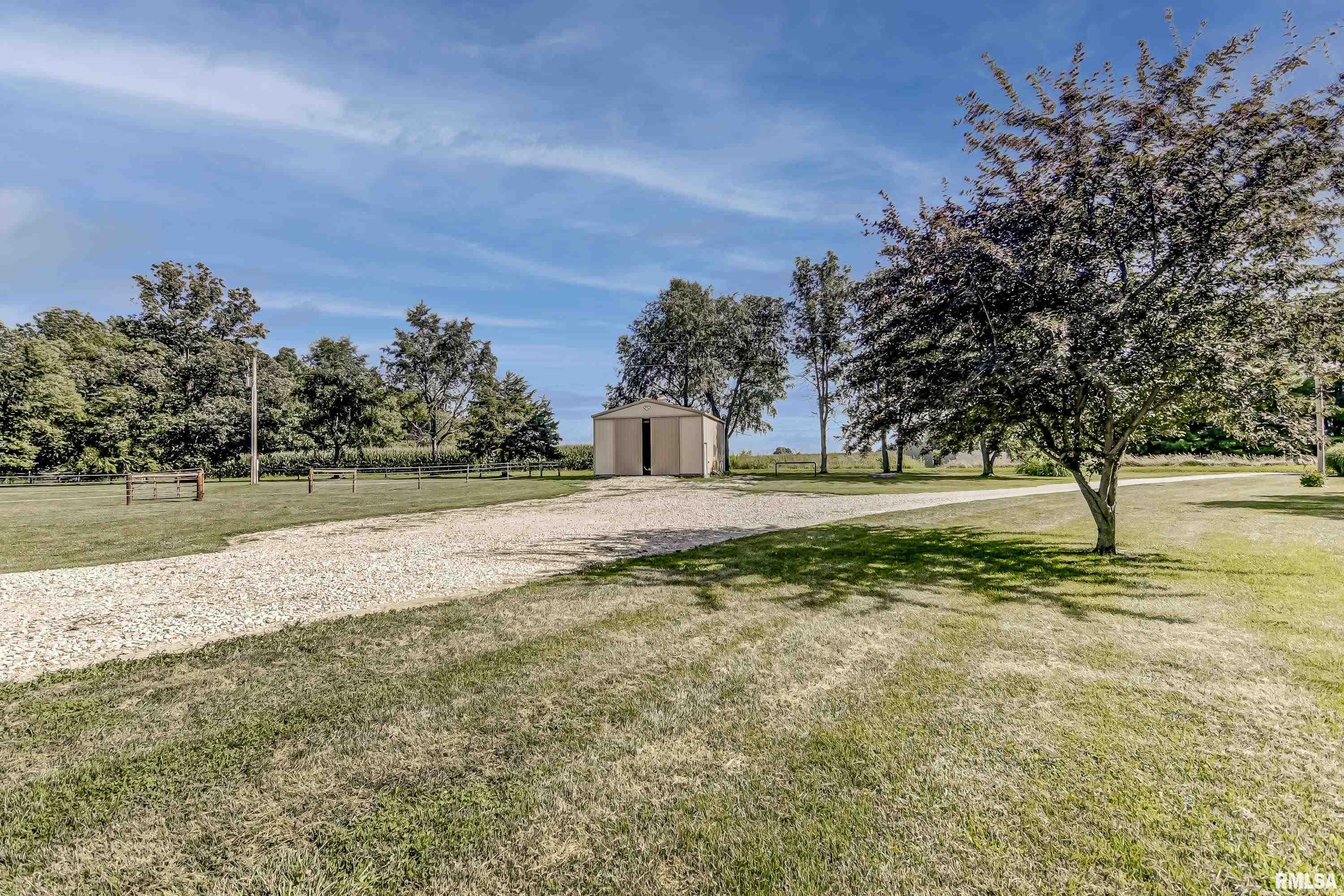 8170 South Vigal Road Pawnee, IL 62558 - Photo 7 of 62