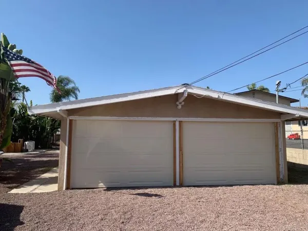 $1,080,000 | 122 Eaton Way, Vista, CA 92084