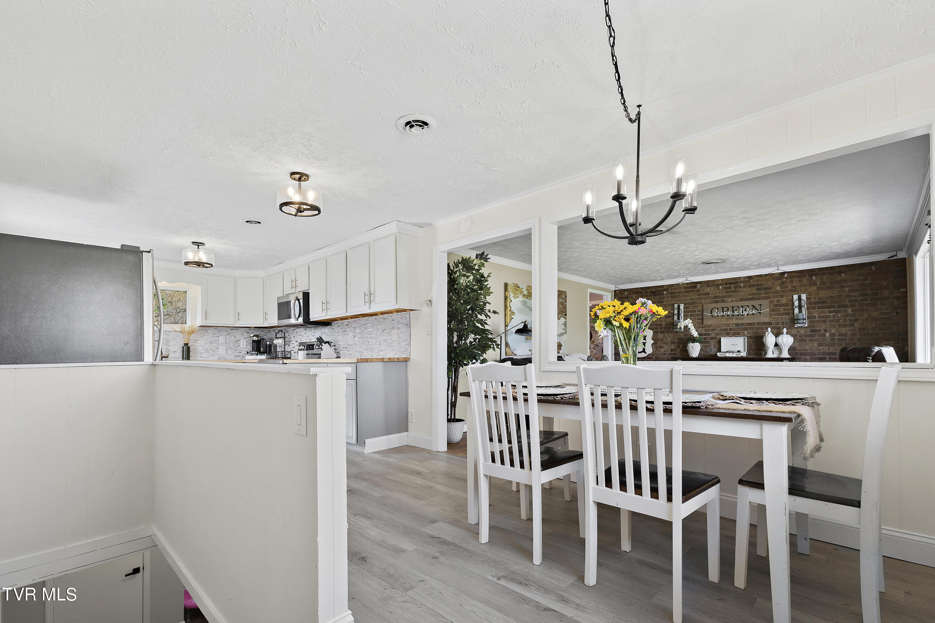 129 Lake Drive Gray, TN 37615 - Photo 16 of 39 128A8992