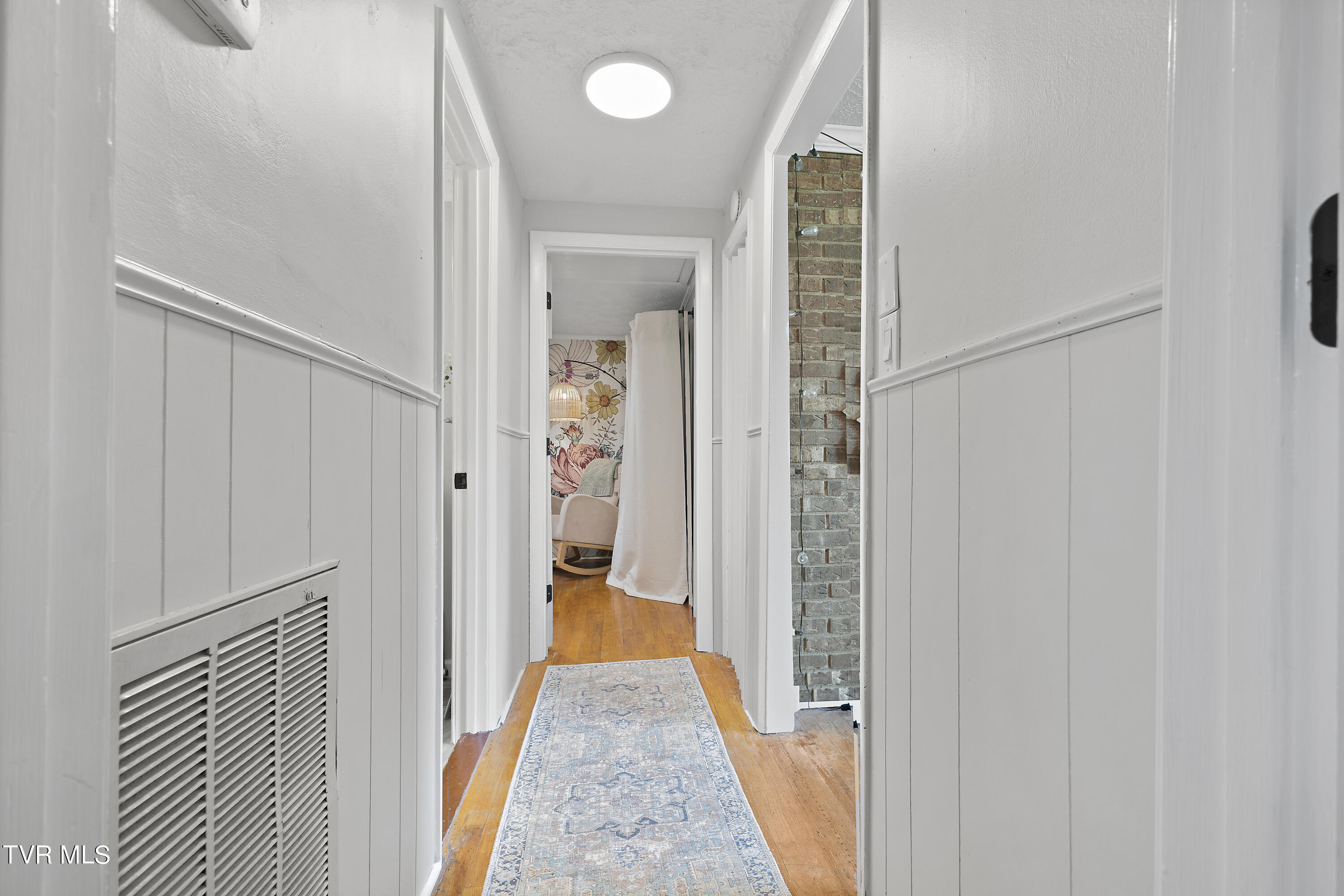 129 Lake Drive Gray, TN 37615 - Photo 17 of 39 128A8955