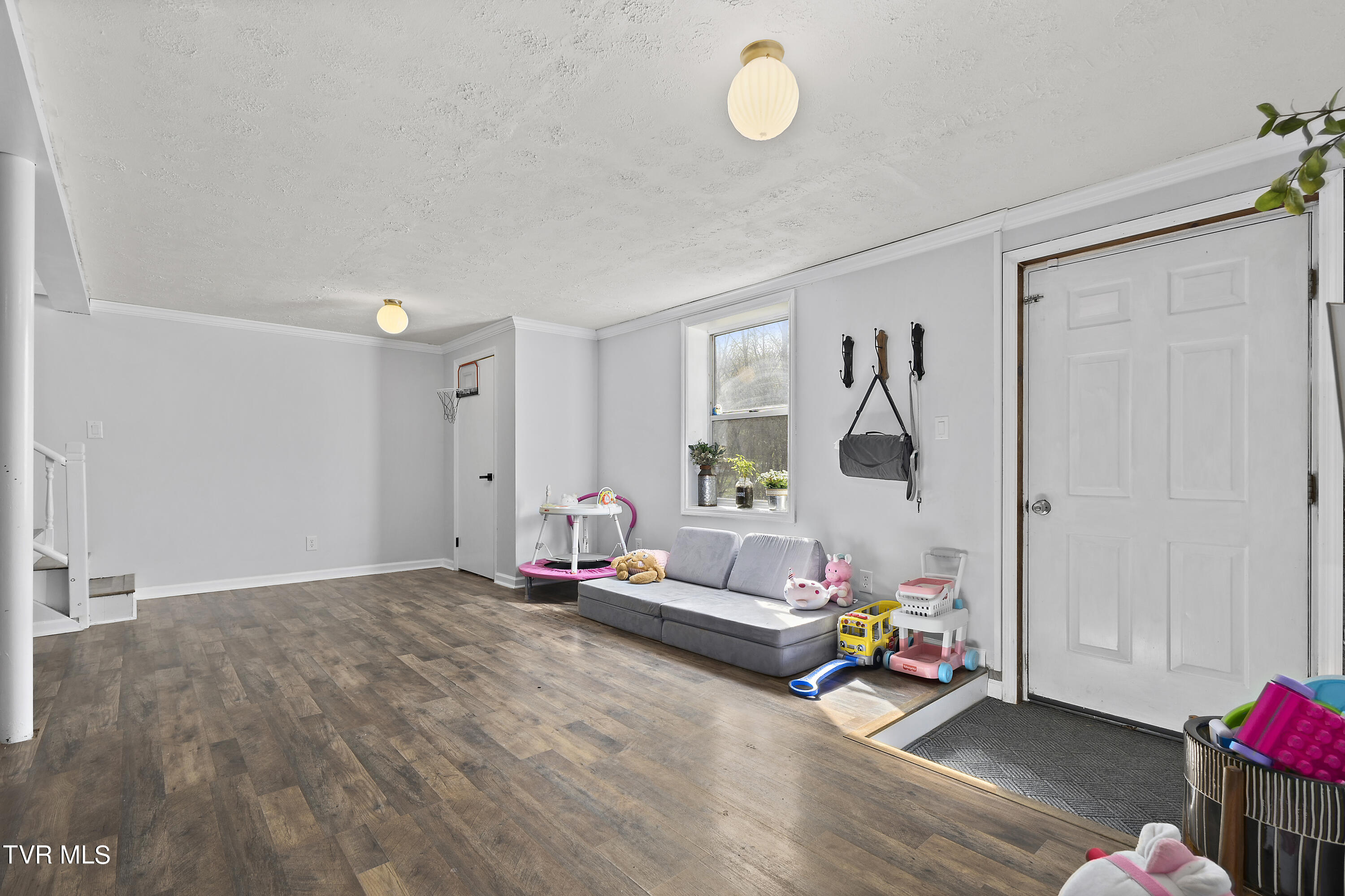 129 Lake Drive Gray, TN 37615 - Photo 27 of 39 128A9001