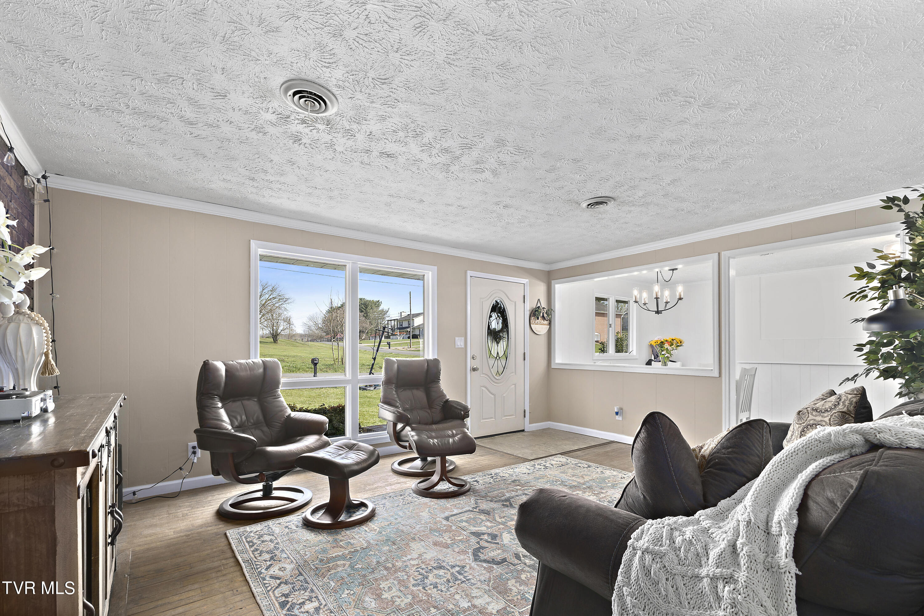 129 Lake Drive Gray, TN 37615 - Photo 10 of 39 128A8948