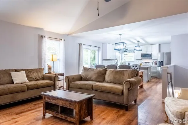 $3,250 | 1324 Forest Way Drive, Wentzville, MO 63385