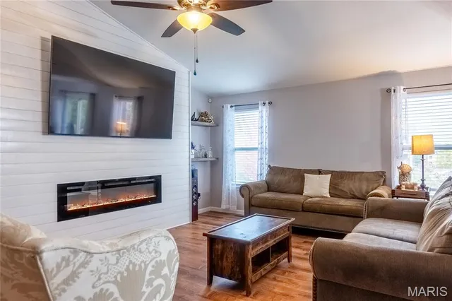 $3,250 | 1324 Forest Way Drive, Wentzville, MO 63385