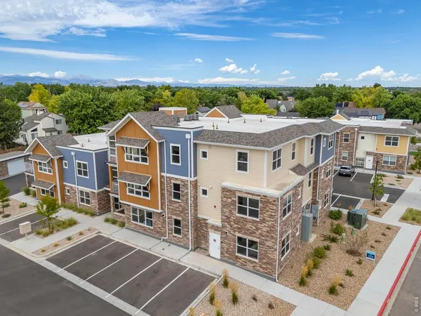 $575,000 | 290 South Cherrywood Drive, Unit 101, Lafayette, CO 80026