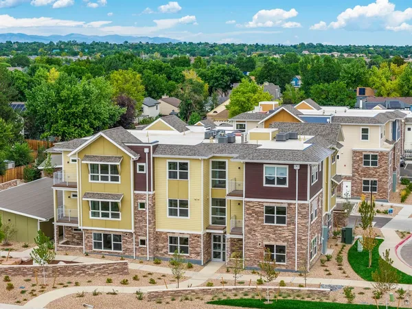 $575,000 | 290 South Cherrywood Drive, Unit 101, Lafayette, CO 80026