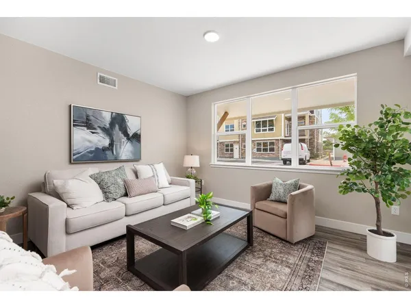 $575,000 | 290 South Cherrywood Drive, Unit 101, Lafayette, CO 80026