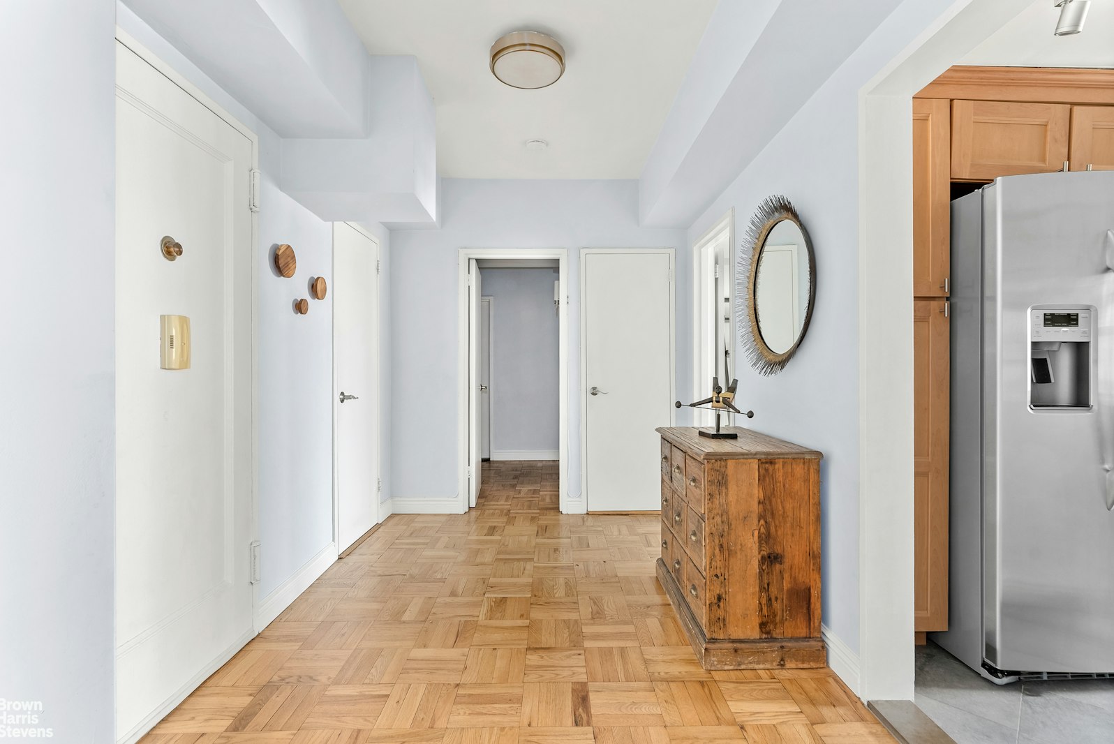 11 Riverside Drive, Unit 11VE Manhattan, NY 10023 - Photo 6 of 14 a view of a hallway with elevator