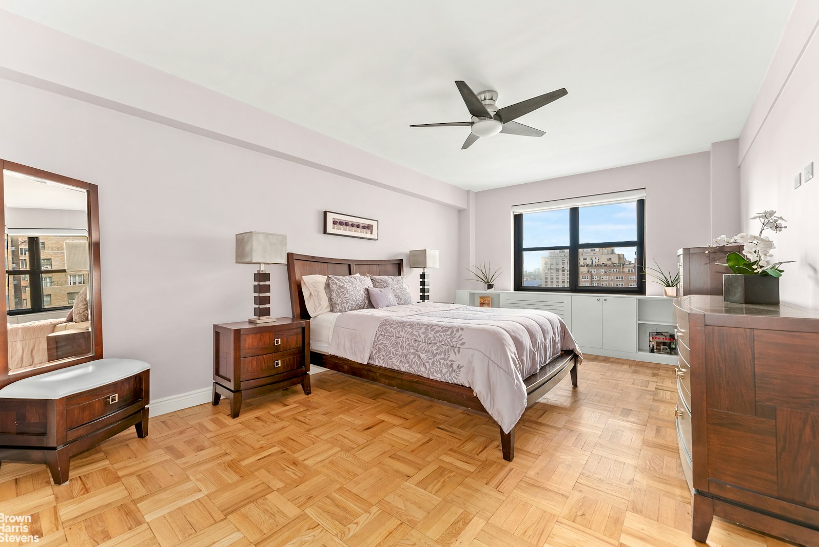 11 Riverside Drive, Unit 11VE Manhattan, NY 10023 - Photo 7 of 14 a bedroom with a bed and window