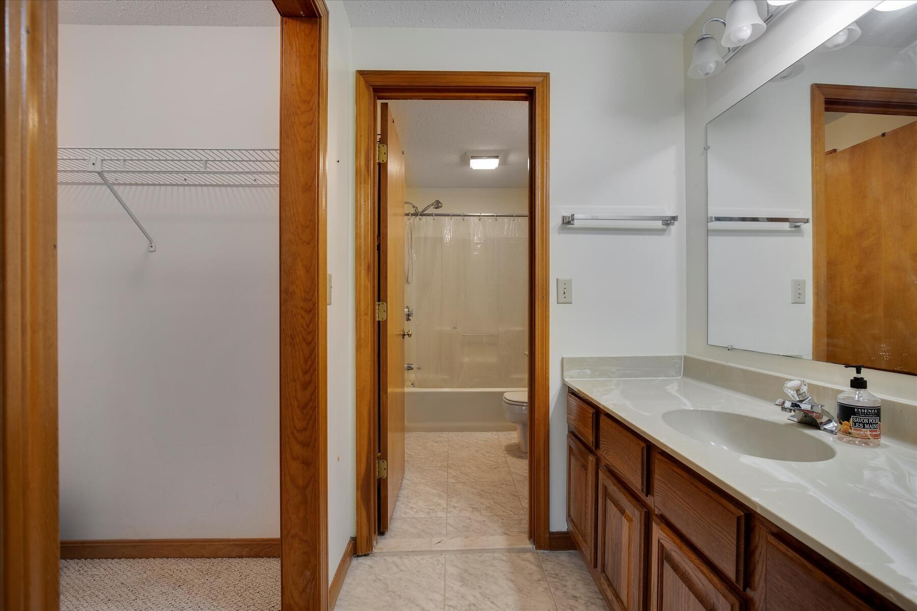174 Lowell Road, Unit E51 Mashpee, MA 02649 - Photo 20 of 28 27-MG_4028-r(1)