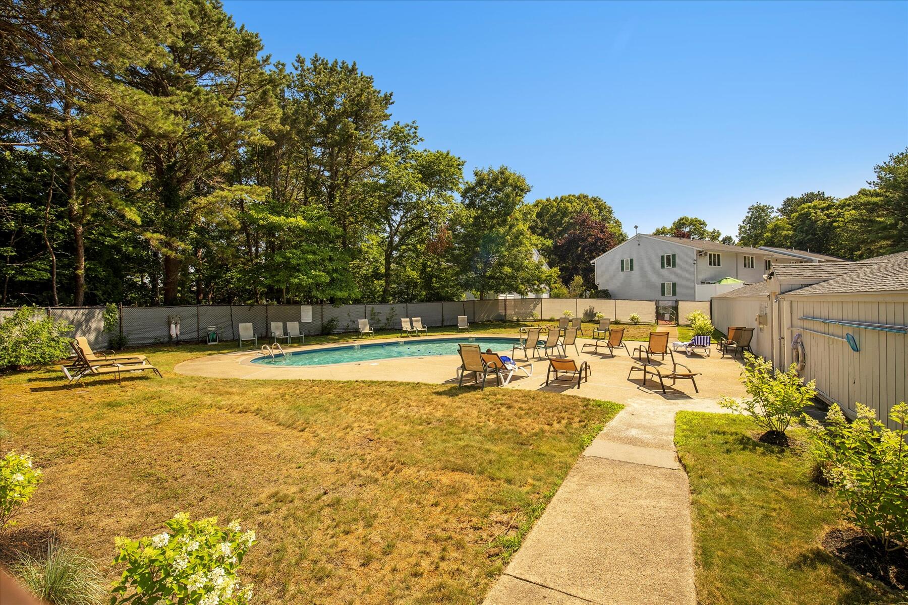174 Lowell Road, Unit E51 Mashpee, MA 02649 - Photo 24 of 28 32-MG_4073-r(1)