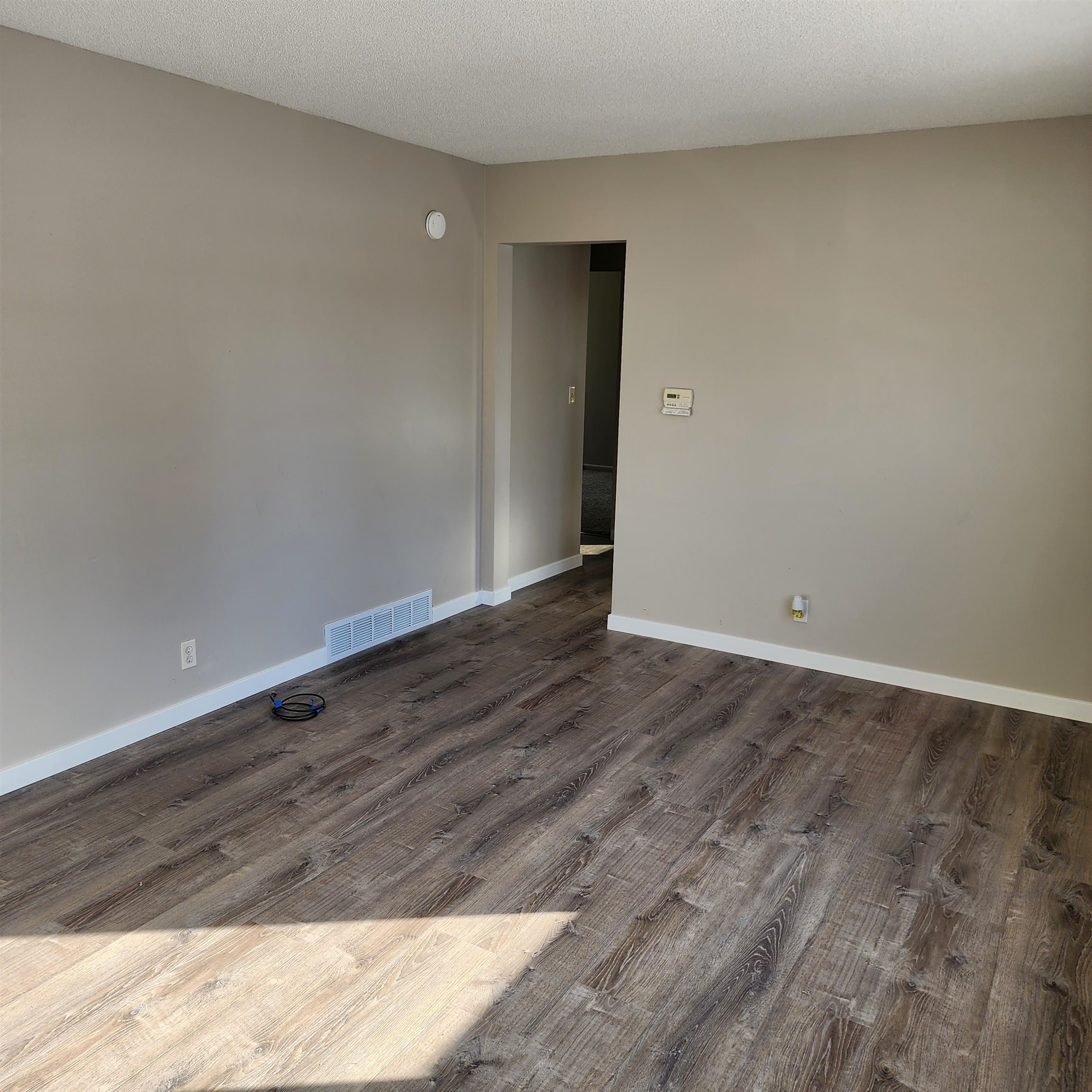 1907 34th Street Bay City, MI 48708 - Photo 3 of 15 Gallery Image 3