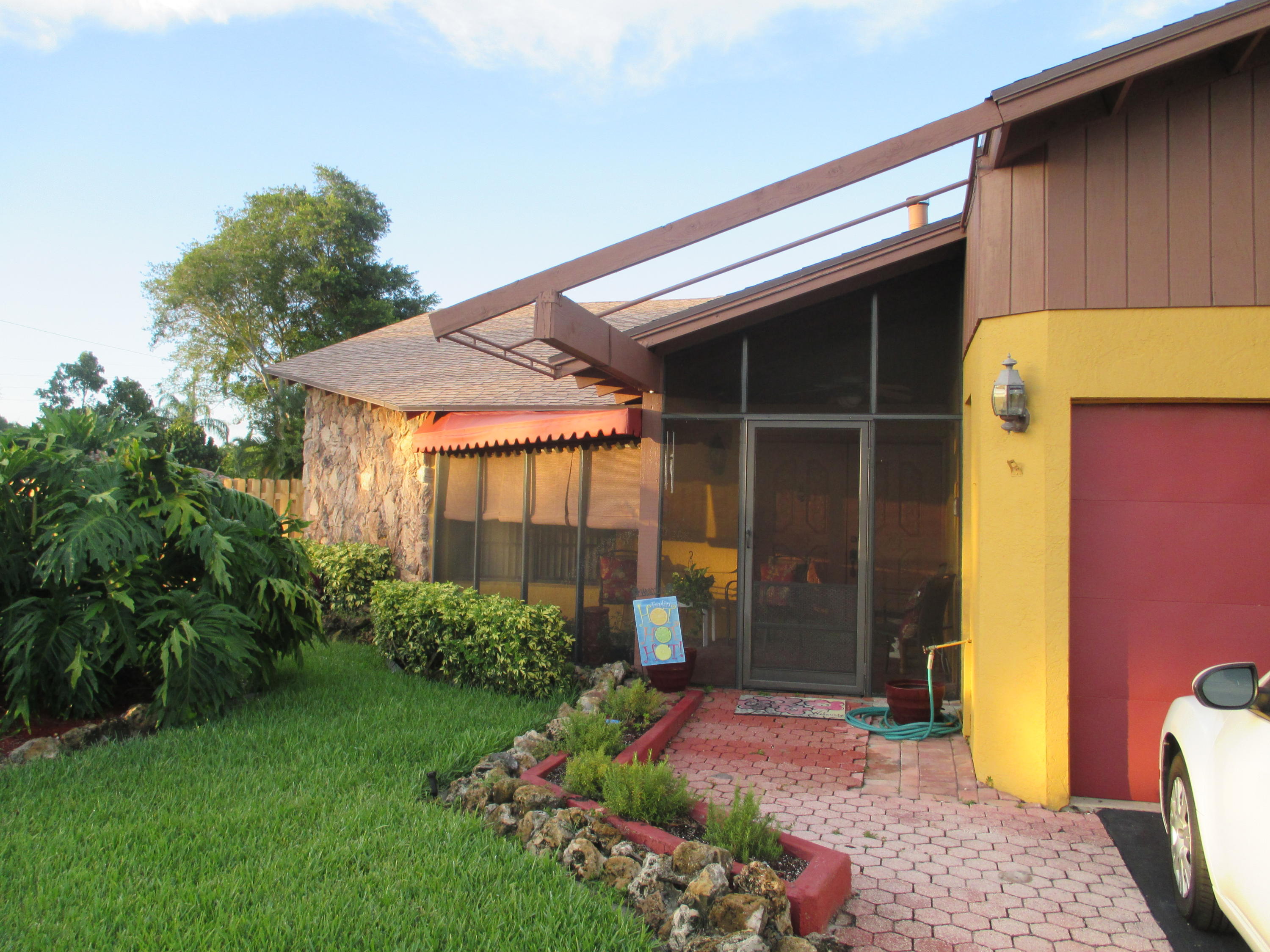 4880 Northwest 4th Avenue Boca Raton, FL 33431 - Photo 17 of 62 COZY FRONT PATIO